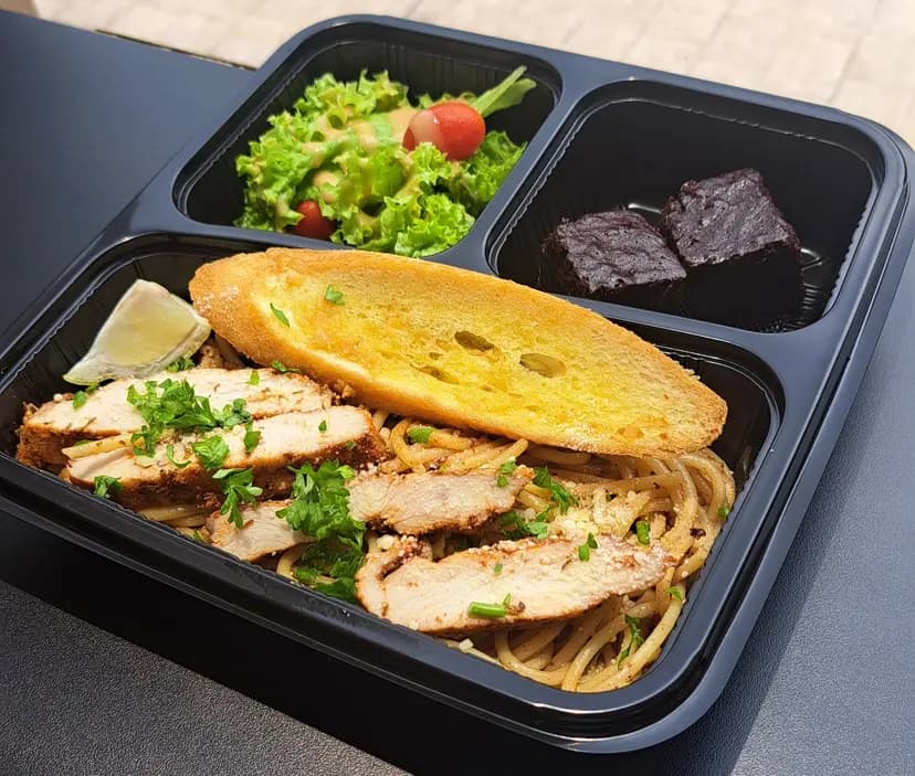 Aglio Olio Chicken Spaghetti