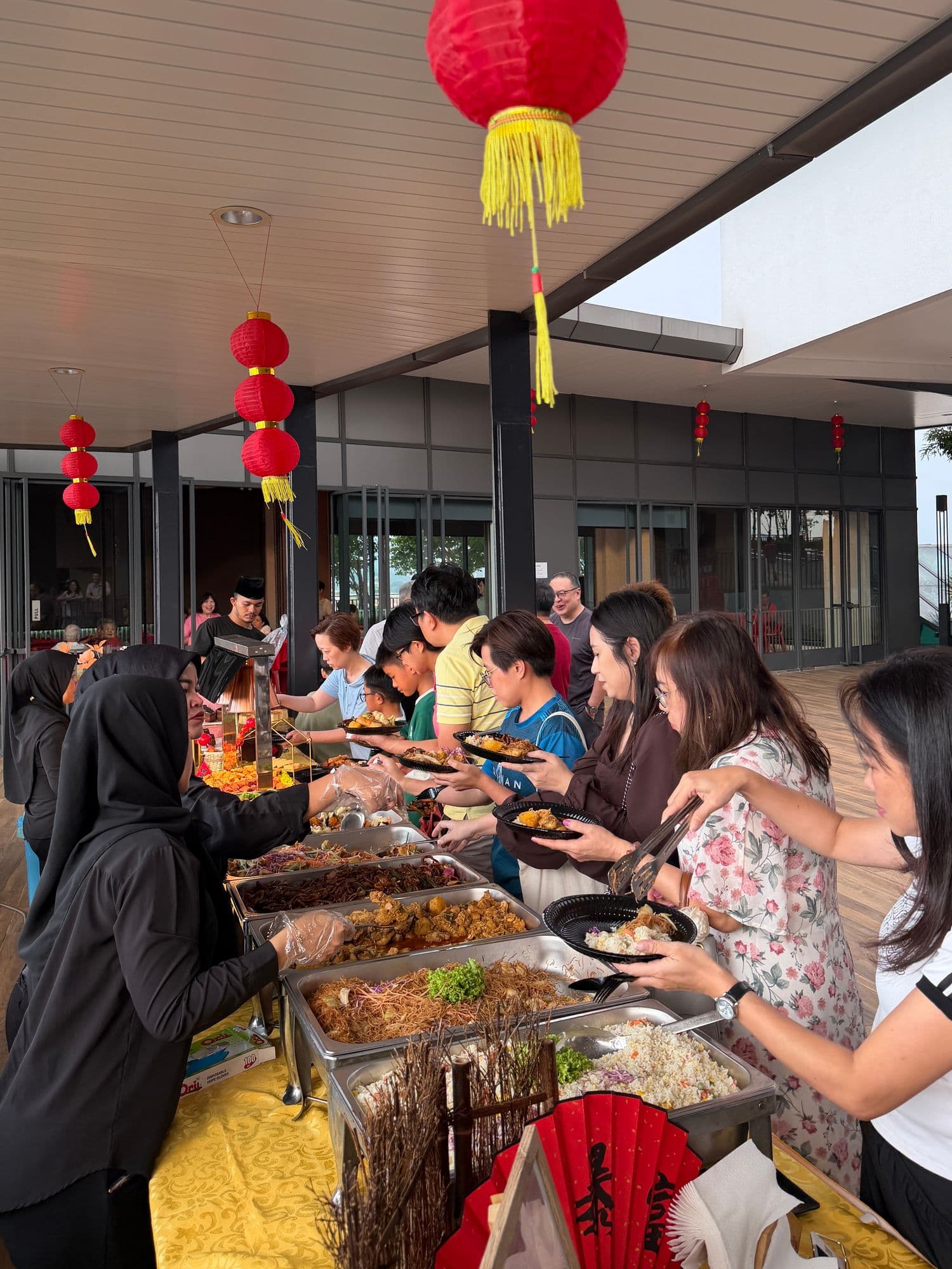 TASTIES FOOD CATERING 3