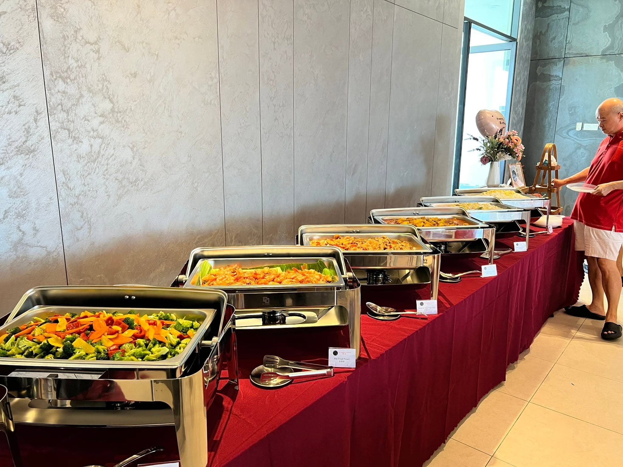 DE HAPPIEST CATERING 11