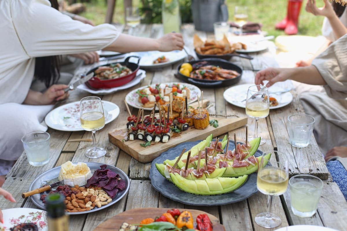 Picnics & Outdoor